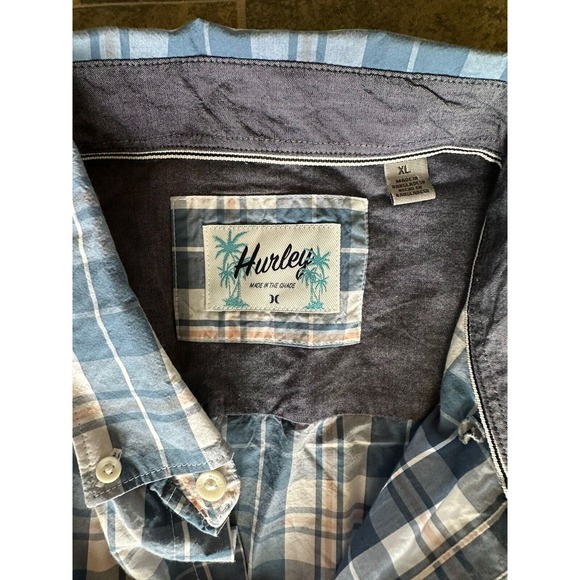 Hurley Men's Short Sleeve Plaid Button Up Shirt Size XL - Picture 3 of 8